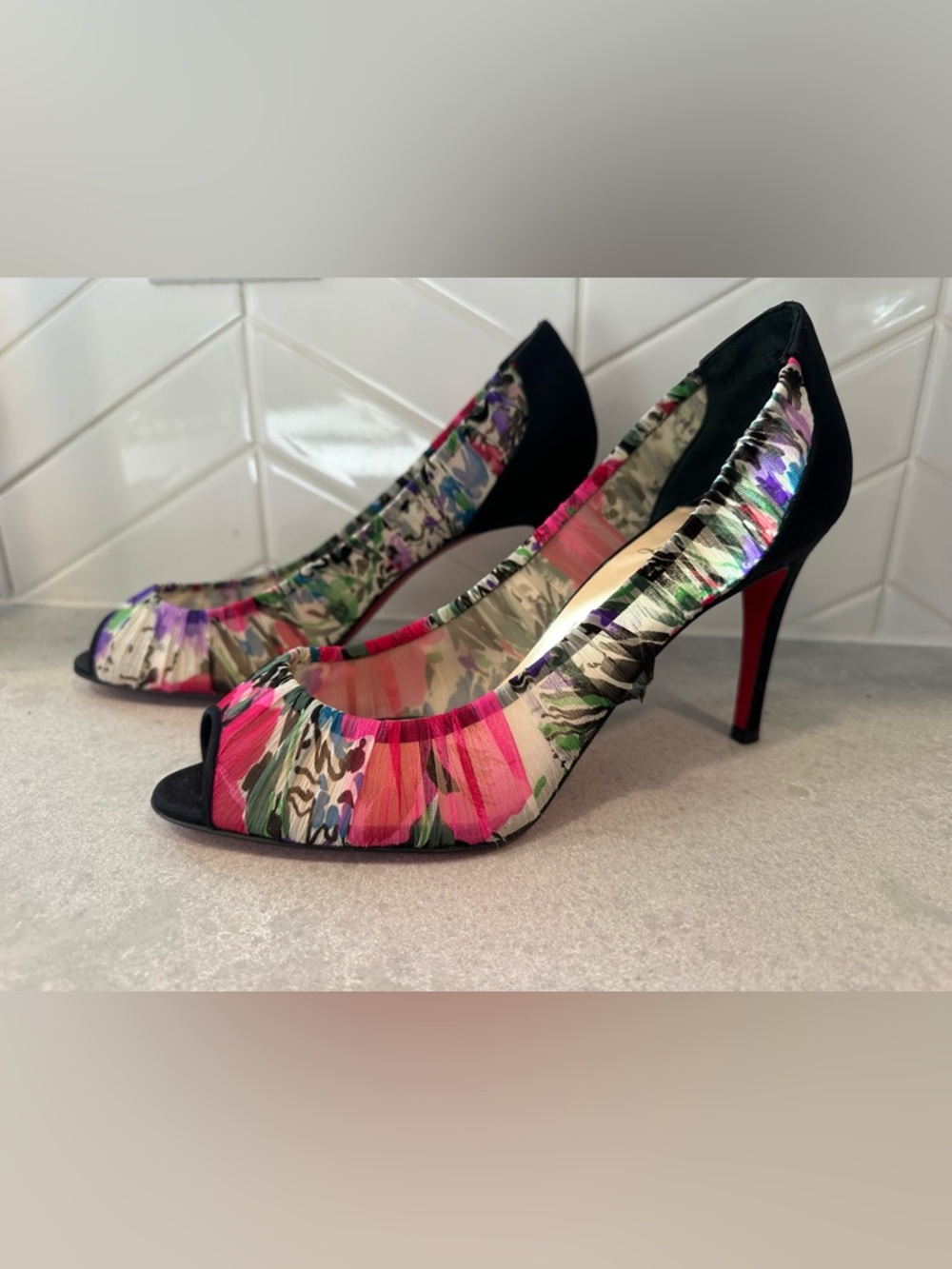 Christian Louboutin Multicolor Floral Peep-Toe Stiletto Heels 39.5